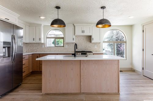 Kitchen Renovation for SBS Builders in Northern Utah, UT