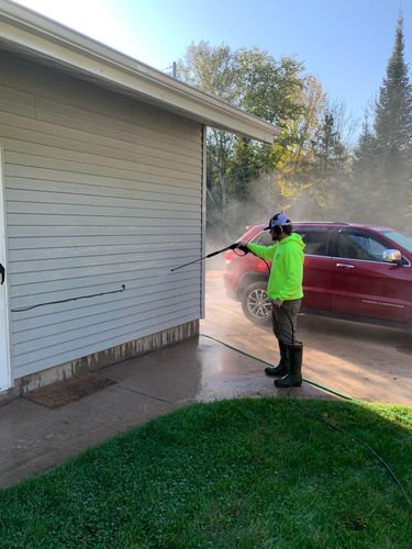  for Mahner Service in Medford, WI