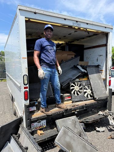 Hauling for Moma Services Junk Removal Trash Removal in Baltimore, MD