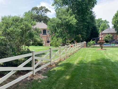 Vinyl Fencing for Sea Level Fence in Virginia Beach, VA