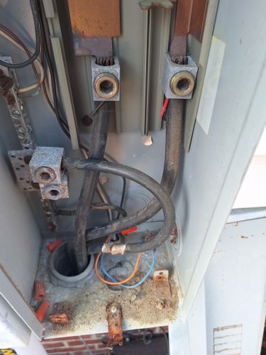  for Flash Gordon Electric LLC in Hope Mills, NC