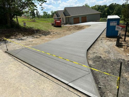 Concrete Patios & Driveways for Tanenbaum Services & Concrete in Florence, KY