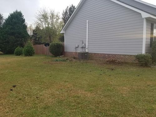Driveway Grading for South Montanez Lawn Care in Fayetteville, NC