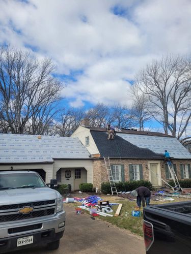 Roofing Installation for Luna's Roofing LLC in Longview, Texas