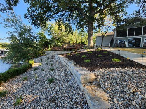 Hardscaping for Viking Dirtworks and Landscaping in Gallatin, MO