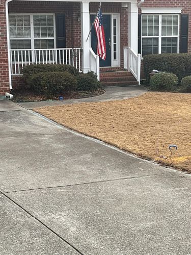 Weekly Maintenance for Sexton Lawn Care in Jefferson, GA