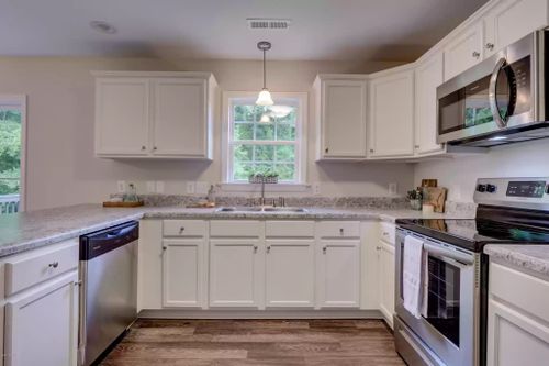 Kitchen and Cabinet Refinishing for Sea Spray Cabinet Painting in Hampstead, NC