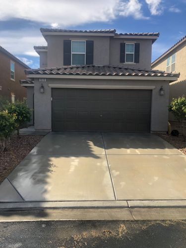 Driveway and Sidewalk Cleaning for We Clean Driveways in Las Vegas, NV