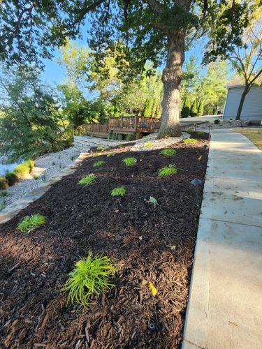 Fall and Spring Clean Up for Viking Dirtworks and Landscaping in Gallatin, MO
