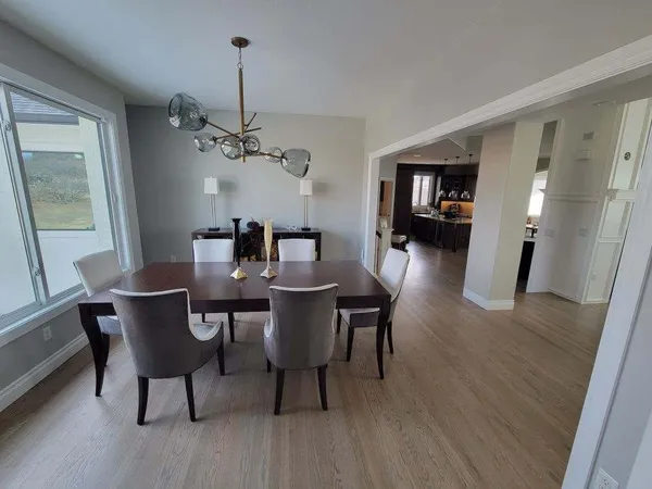 hero-photo mini tile