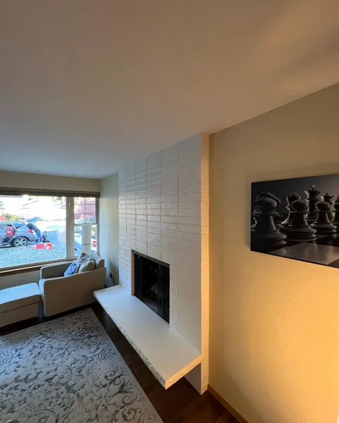hero-photo mini tile