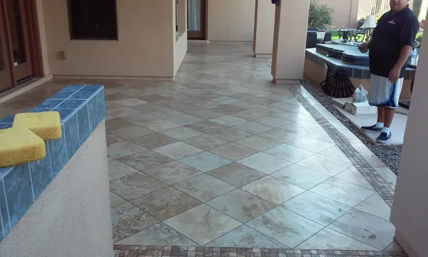 hero-photo mini tile