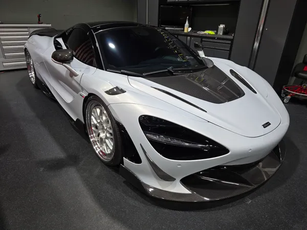 hero-photo mini tile