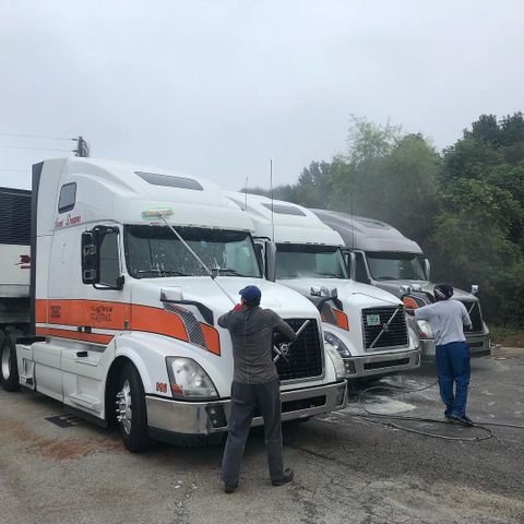 Fleet Washing for Soto's Wash Crew in Atlanta, GA