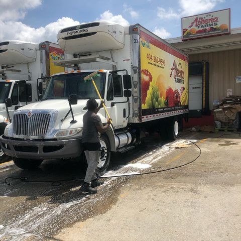 Fleet Washing for Soto's Wash Crew in Atlanta, GA