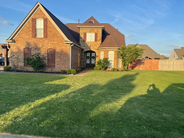 Roof Installation for McCulley Roofing and Renovations LLC in Lakeland, TN