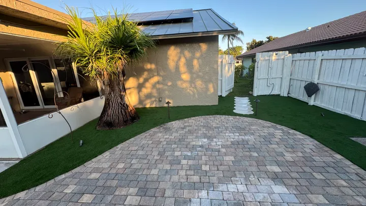 Paver patio, turf and planters, Palm Beach