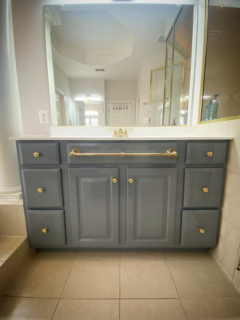 Blue-gray gloss vanity