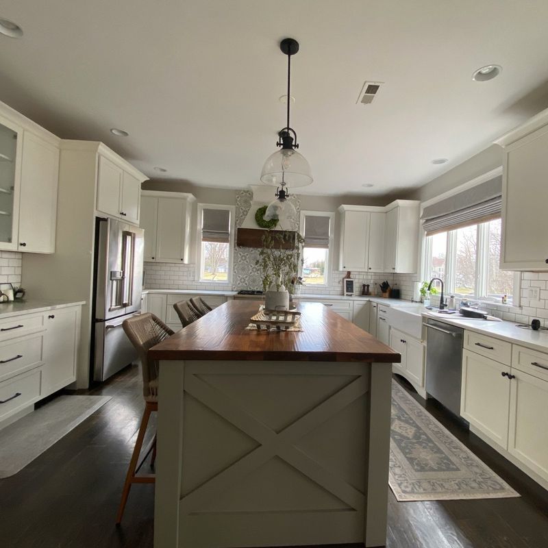 Kitchen with island