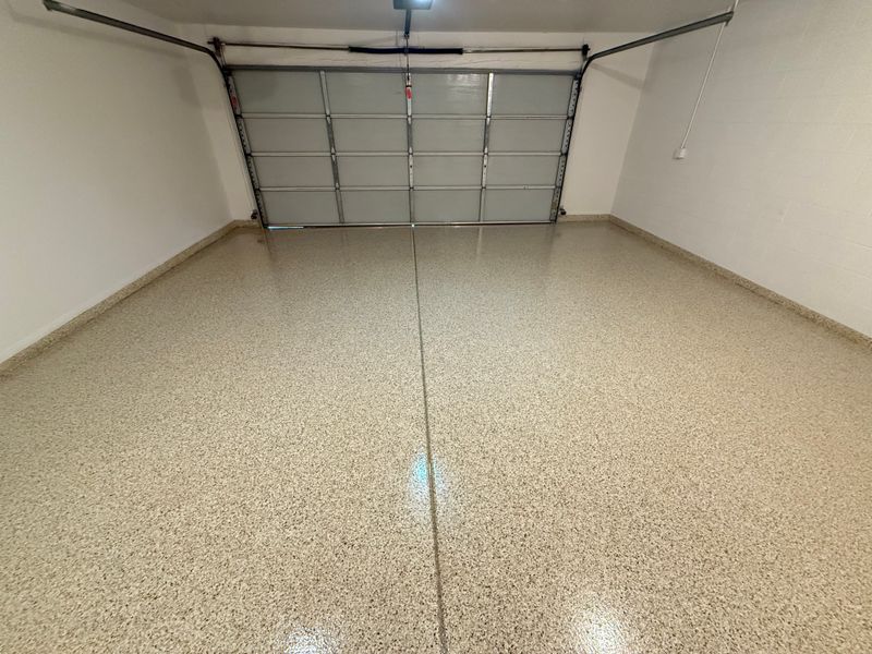 Polyaspartic & Epoxy Garages
