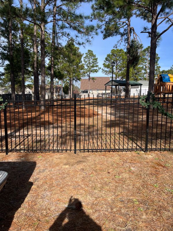 Aluminum fence 