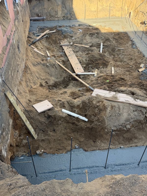 Base / Footing Foundation