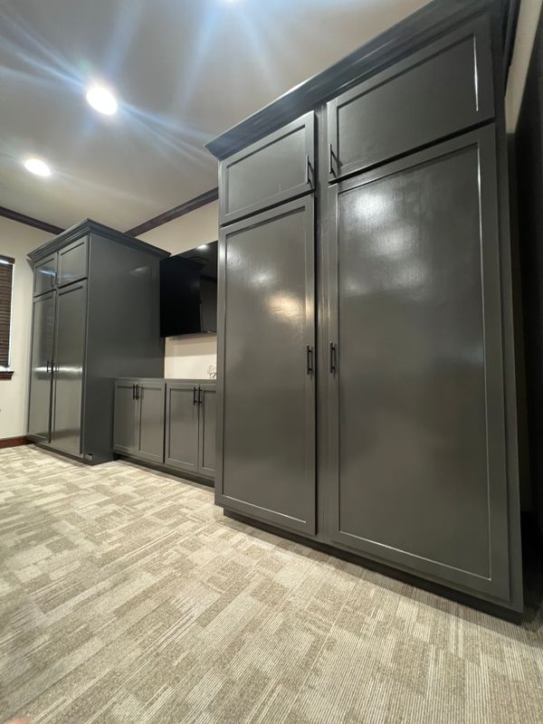 Kitchen and Cabinet Refinishing