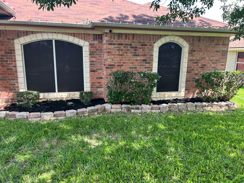 Mulch beds