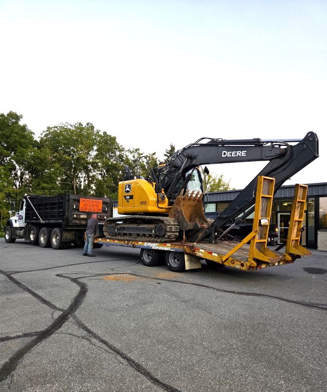Heavy Hauling & Flatbed Services