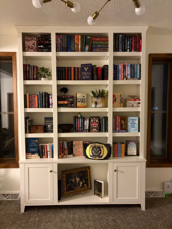 Bespoke Beauty: A Classic Custom Bookshelf