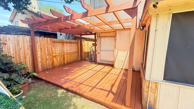 Pergola & Shade Structure Construction