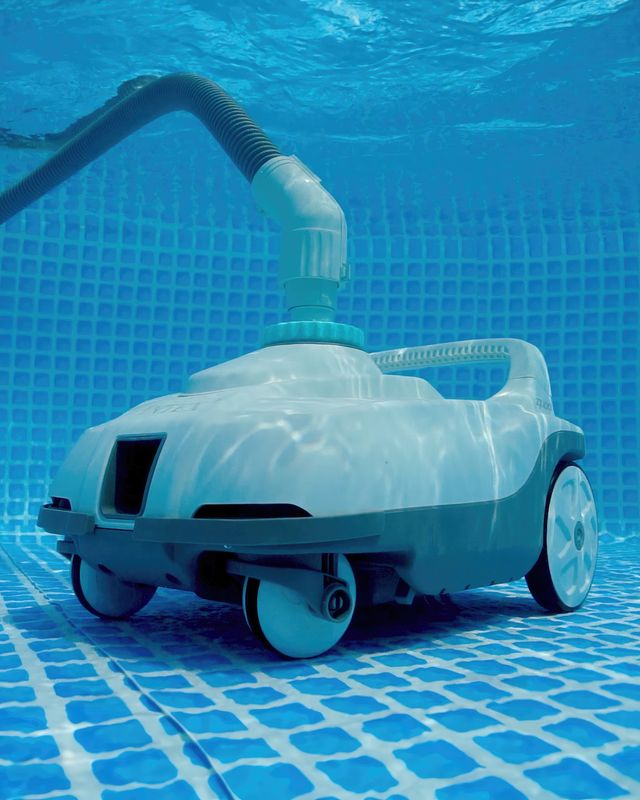 Pool Cleaning
