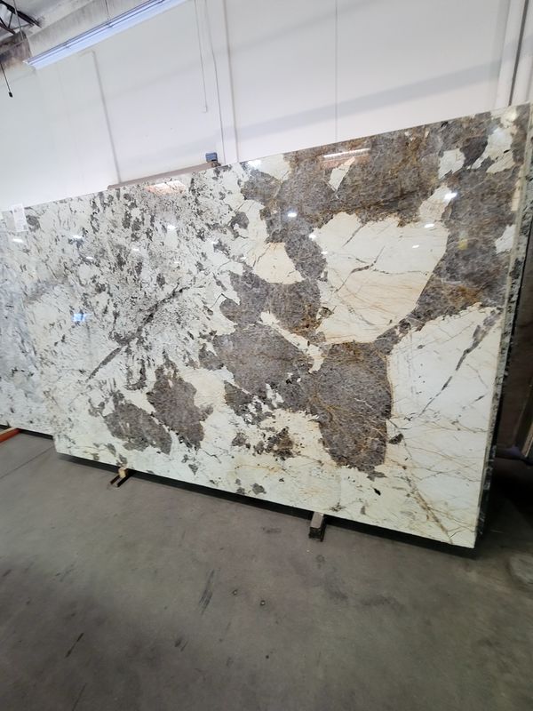 Quartzite slabs