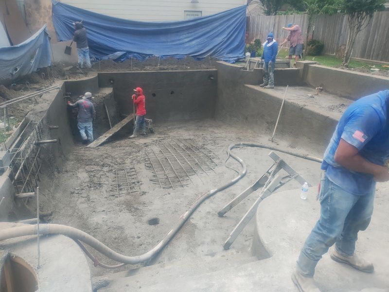 Custom Pool Construction