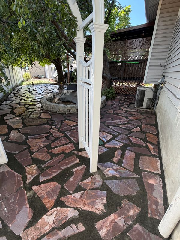 Flagstone vs. Pavers - Here's How We Help You Choose