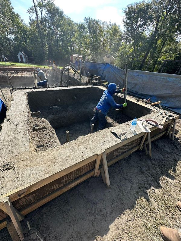 Custom Pool Construction