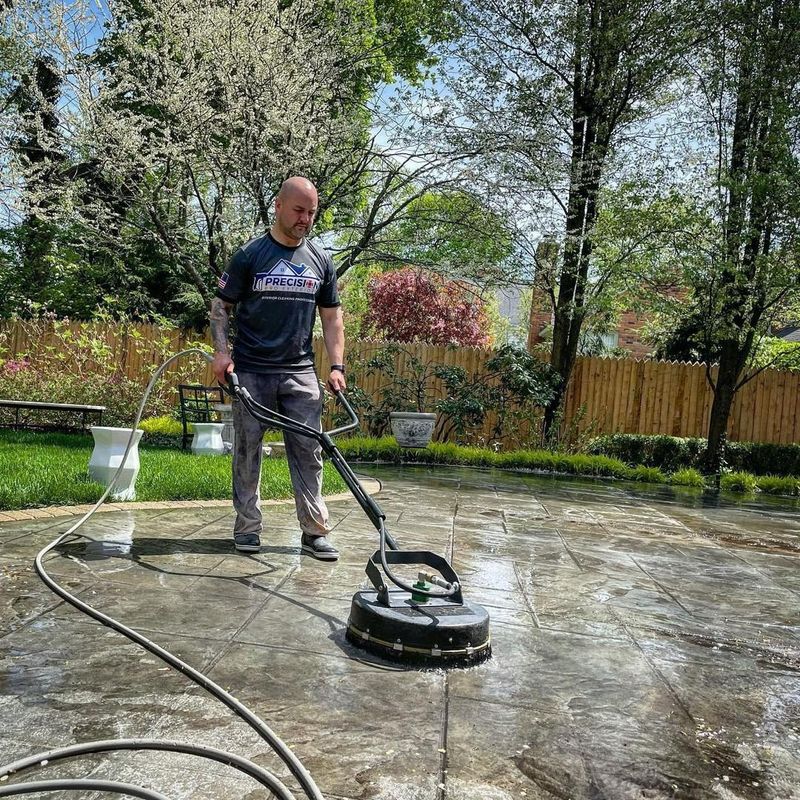 Driveway, Sidewalk and Patio Cleaning