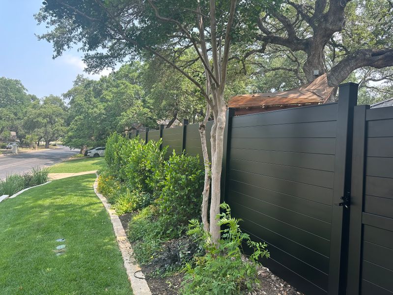 Sleek Fence 