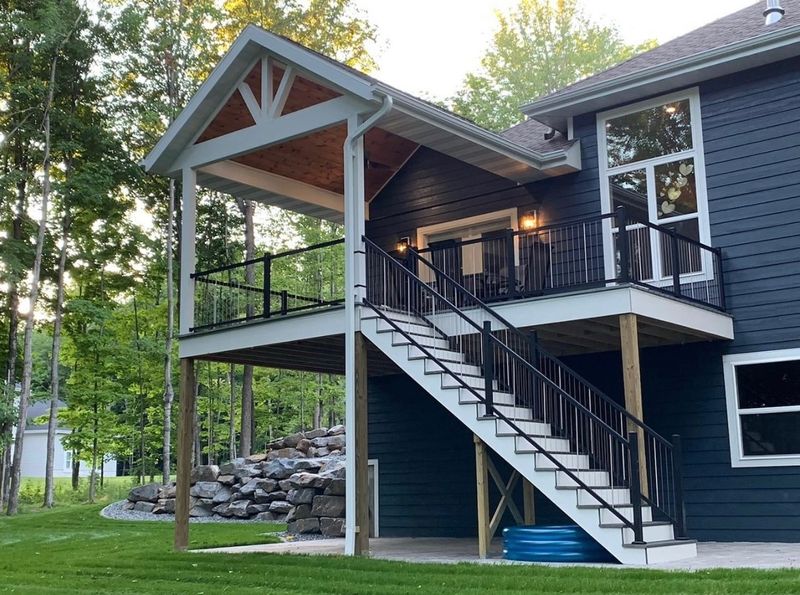 Porch Cover Building