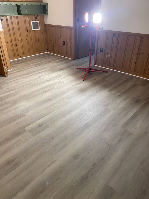 Vinyl and Laminate Flooring