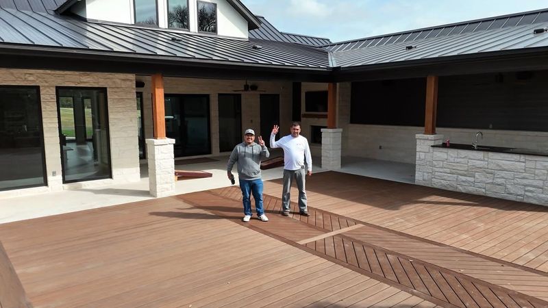 DECKING