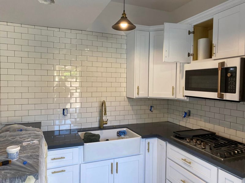 Kitchen Backsplash Installation