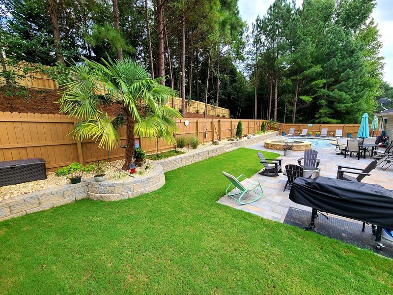 RETAINING WALLS