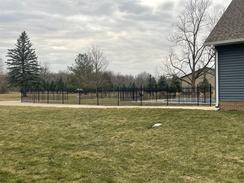Commercial Fencing