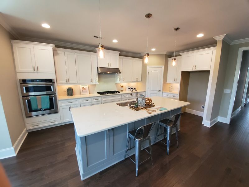 Custom Kitchen Remodeling