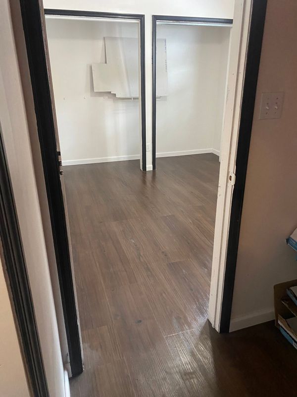 Vinyl and Laminate Flooring