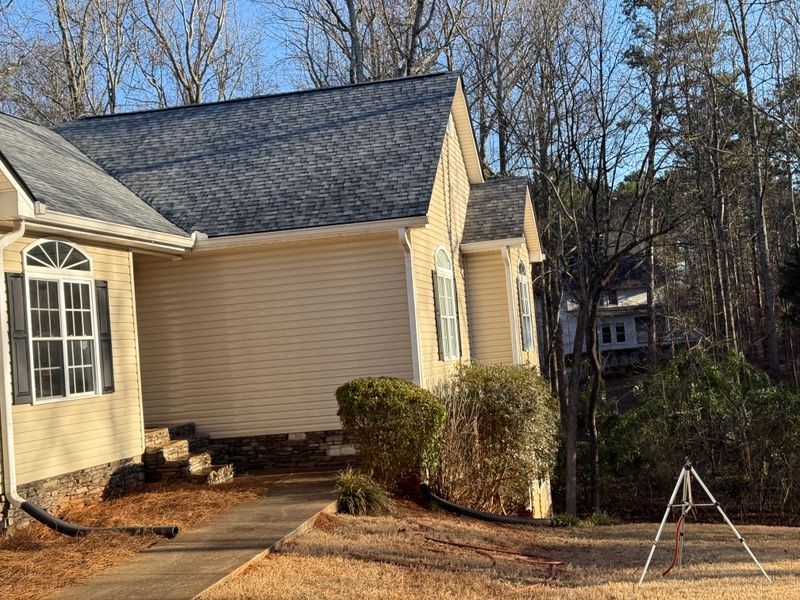 🚿 Pressure Washing Services