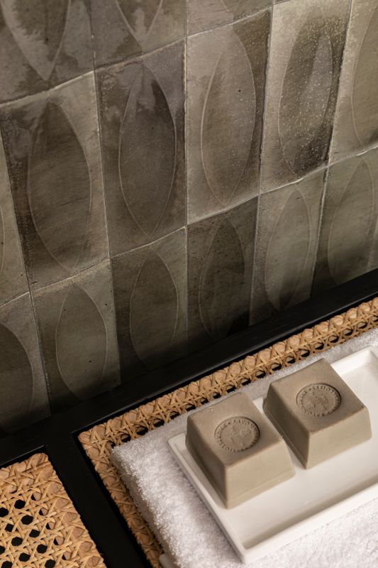 Wall tile wood look japandi design