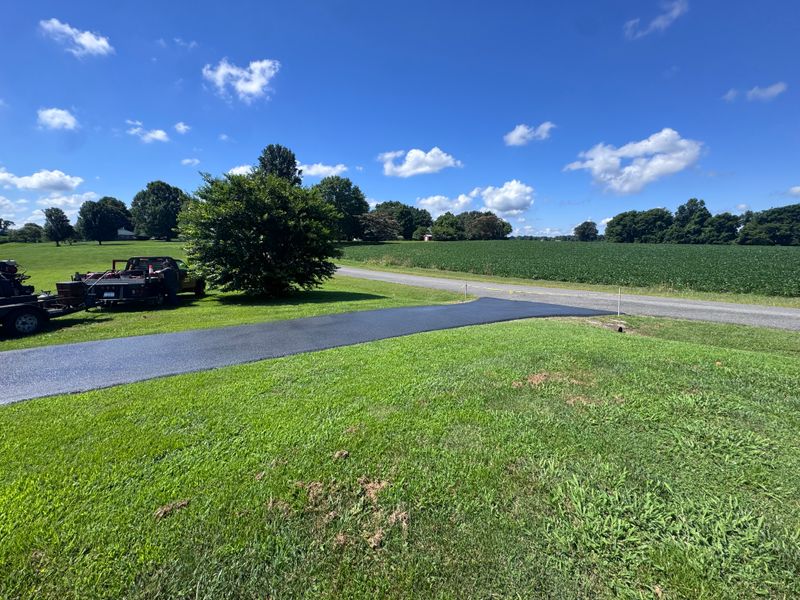 Asphalt Sealcoating gallery