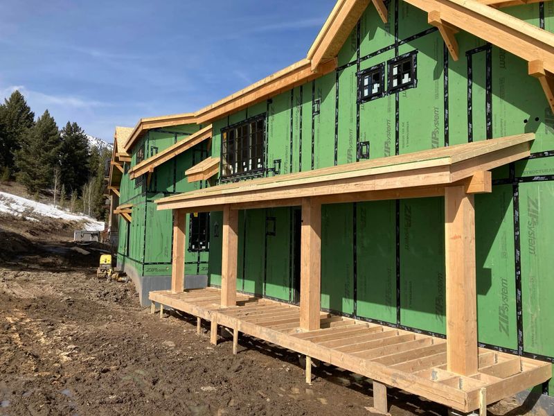 Custom Deck and Patio Construction